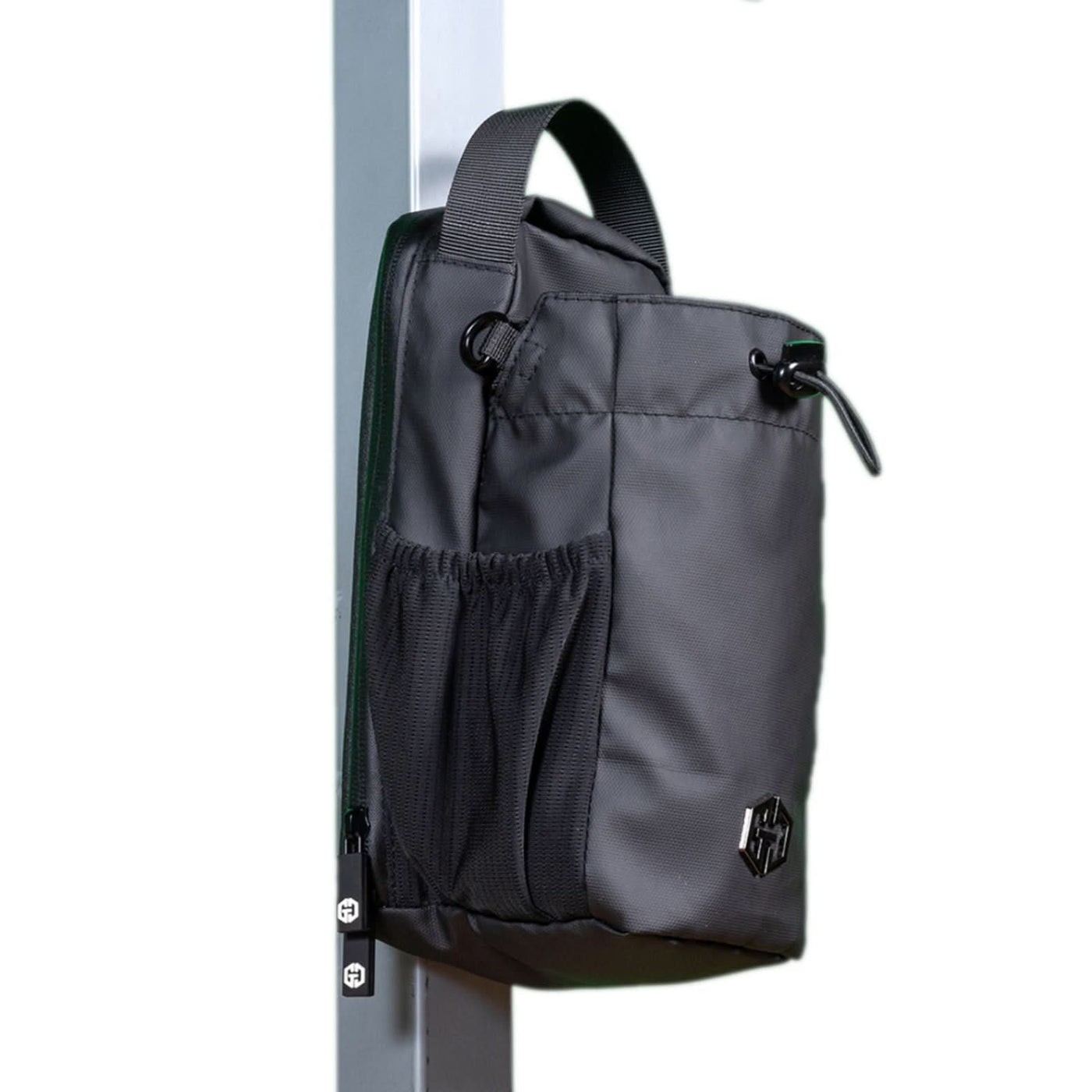 Aurora - Magnetische Gym Flaschen-Tasche